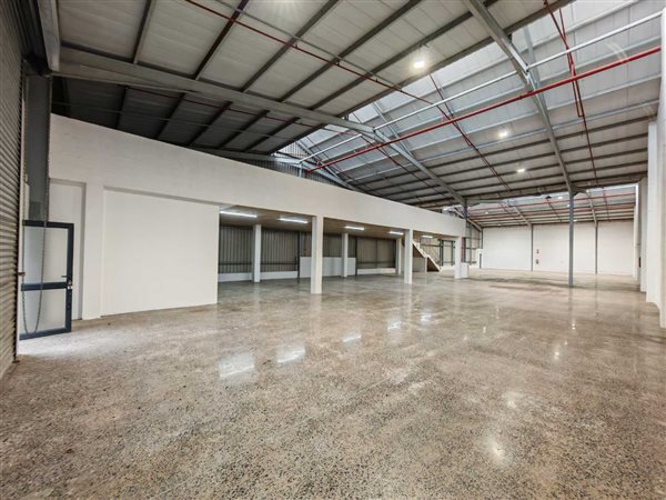 804  m² Industrial space