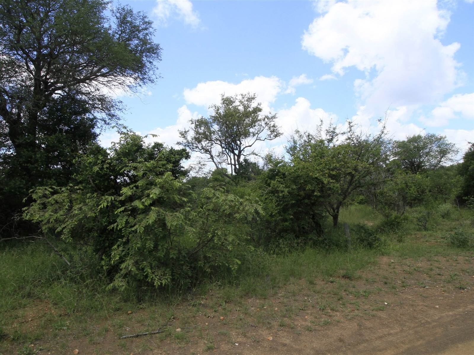 8124 m² Land available in Moditlo Nature Reserve photo number 2