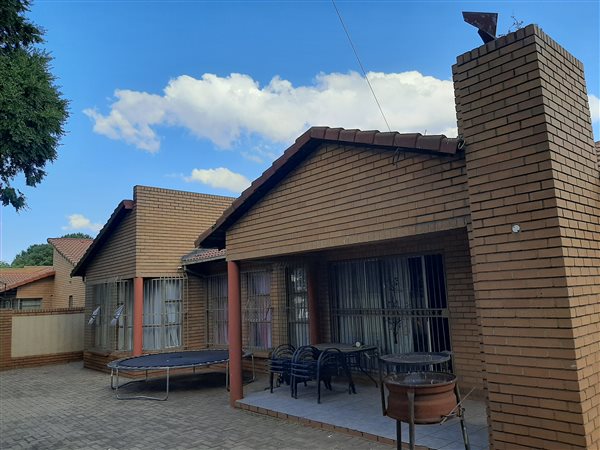 2 Bed House in Delmas