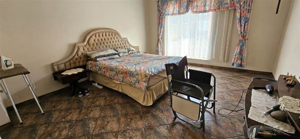 2 Bed Townhouse in Duncanville photo number 7
