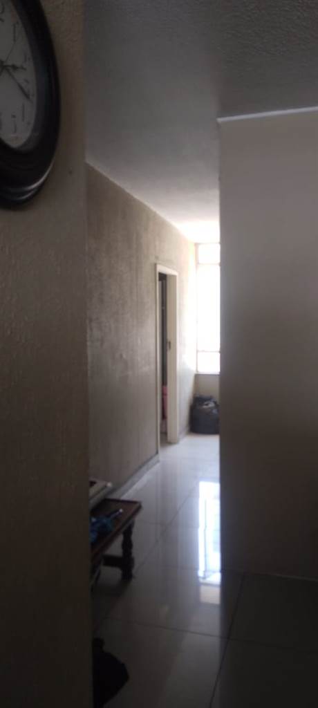 1.5 Bed Flat in Pretoria Central photo number 5