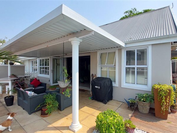 3 Bedroom Townhouse 3 Bedroom Townhouse