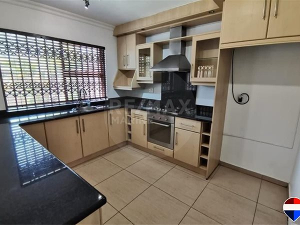 3 Bedroom Townhouse 3 Bedroom Townhouse
