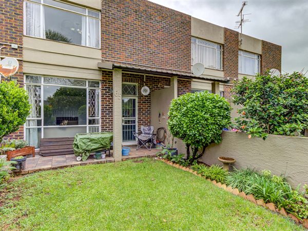 2 Bedroom Townhouse 2 Bedroom Townhouse