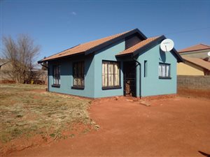 House in Protea Glen