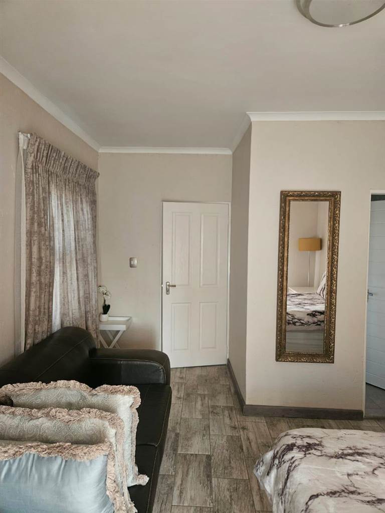 2 Bed Duplex in Elandsfontein AH photo number 18