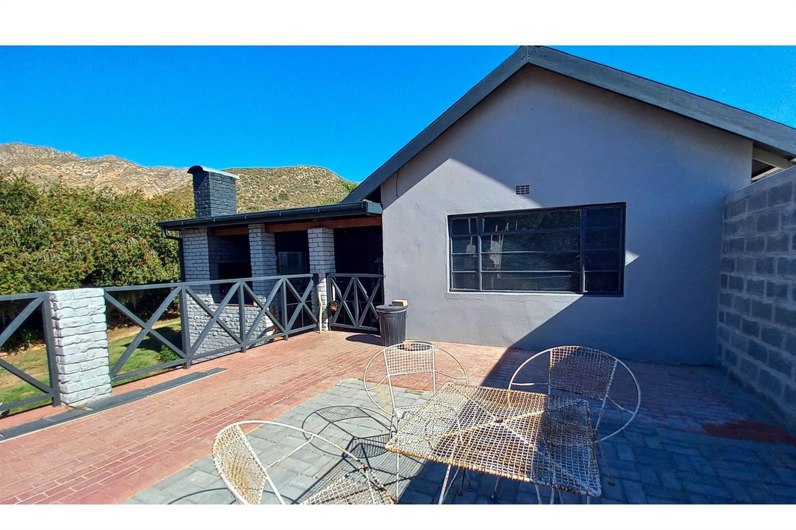 5 Bed House in Montagu photo number 14