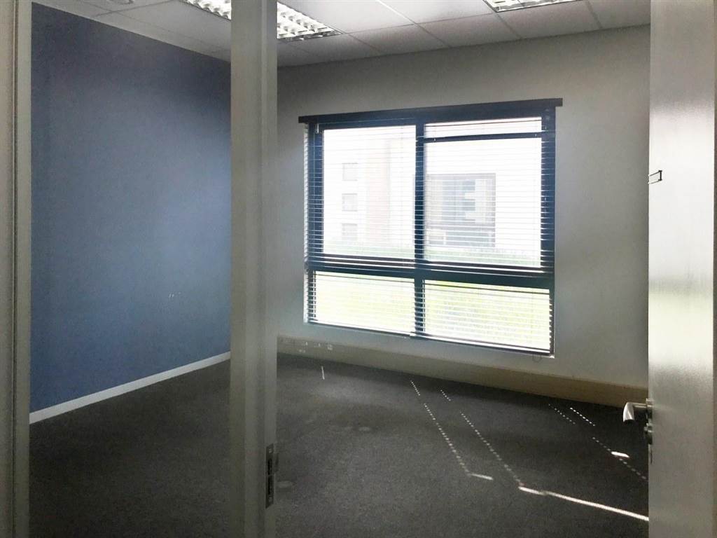 254  m² Office Space in Parkhaven photo number 7