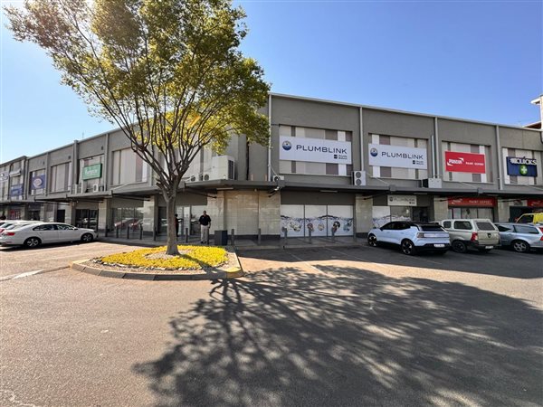 542  m² Commercial space