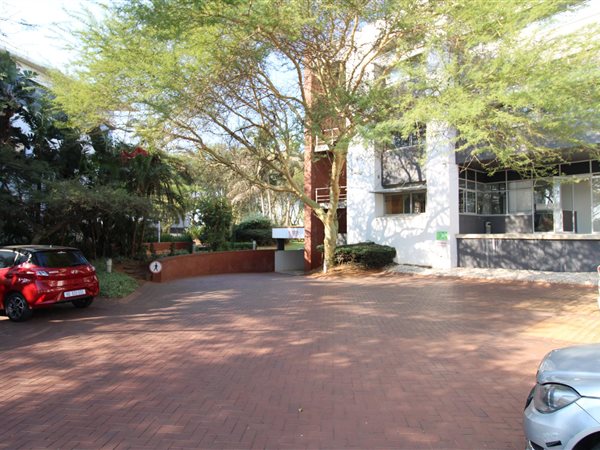 327  m² Commercial space in La Lucia