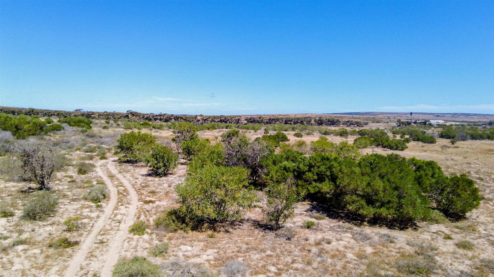 2 ha Land available in Long Acres photo number 5