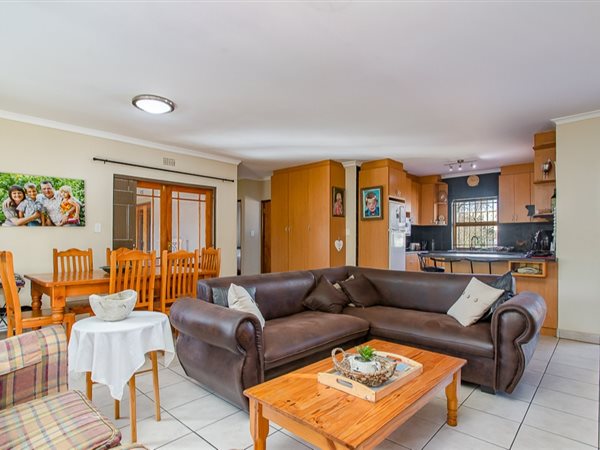 3 Bedroom House 3 Bedroom House