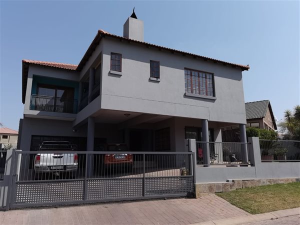 3 Bed House in Kungwini Country Estate