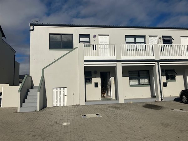 2 Bed House in Edgemead