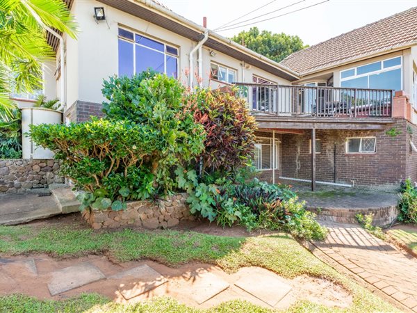 3 Bedroom House 3 Bedroom House