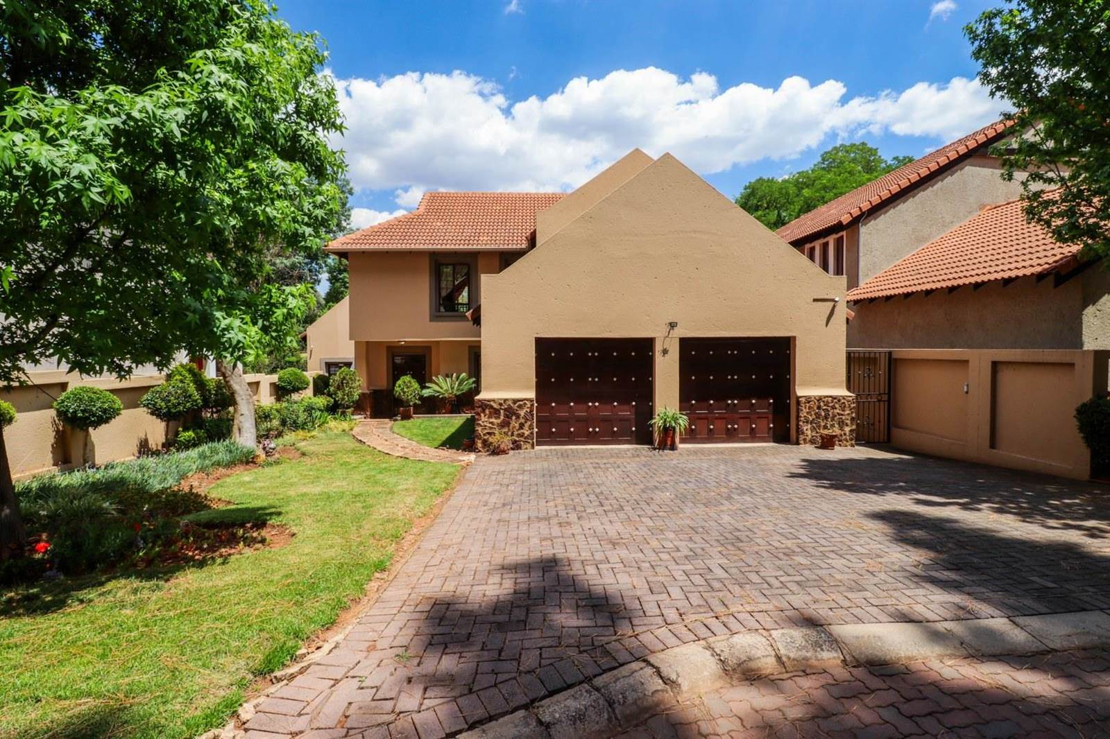 4 Bed House in Centurion CBD photo number 3