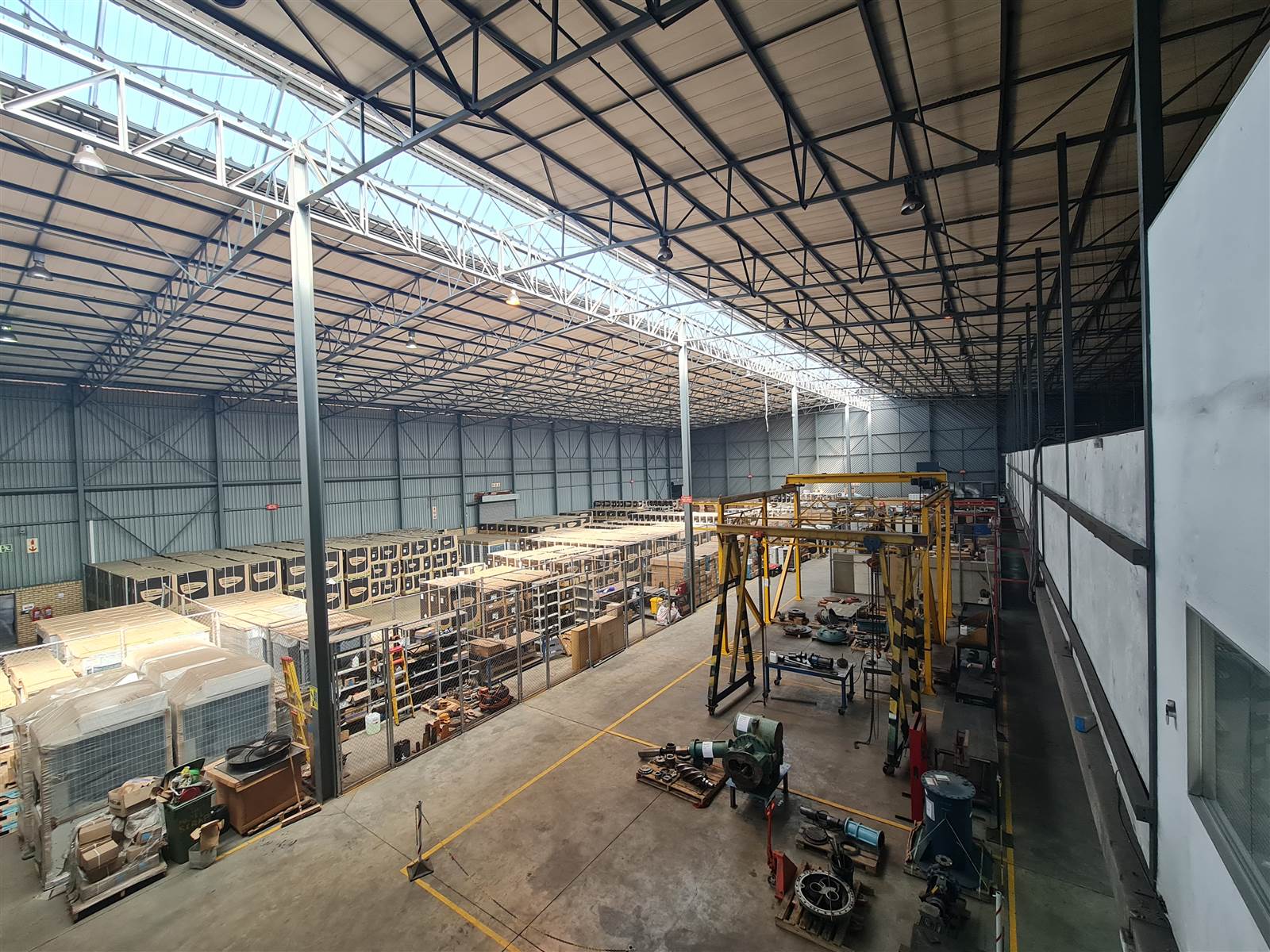4211  m² Industrial space in Isando photo number 2