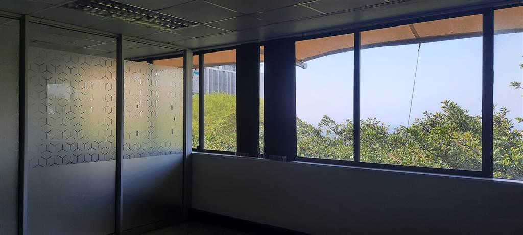 73  m² Office Space in Umhlanga Ridge photo number 19