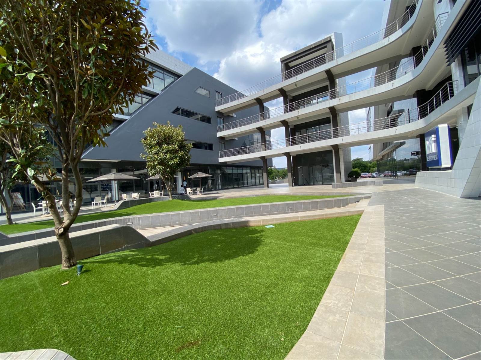 473  m² Office Space in Doringkloof photo number 2