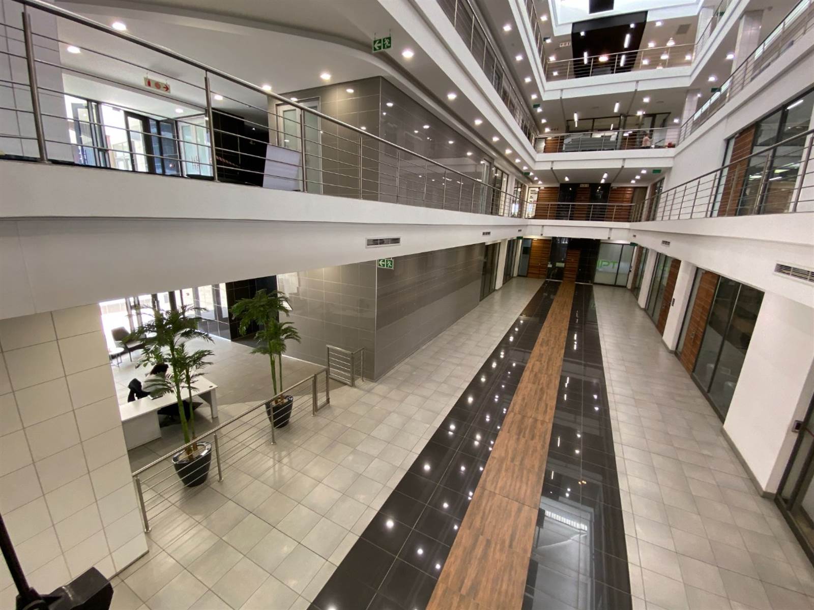 473  m² Office Space in Doringkloof photo number 3