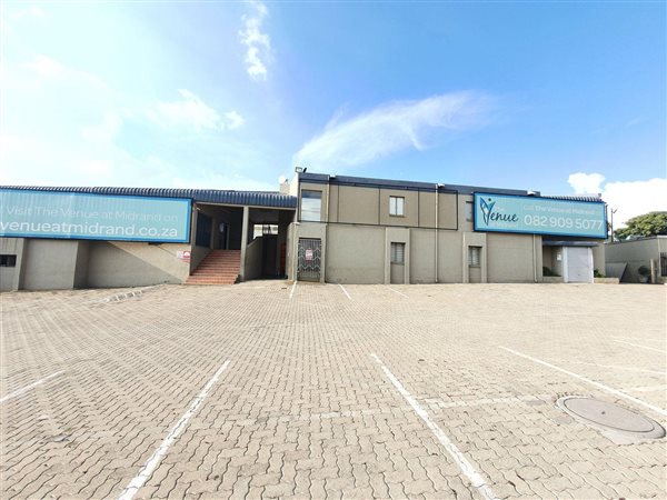 163  m² Commercial space