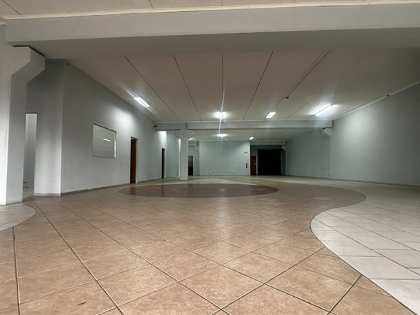 283 m² Commercial space 283 m² Commercial space