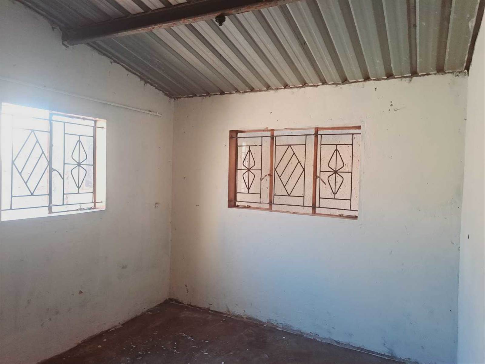 9 Bed House in Mamelodi East photo number 12