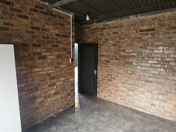 2 Bedroom House 2 Bedroom House