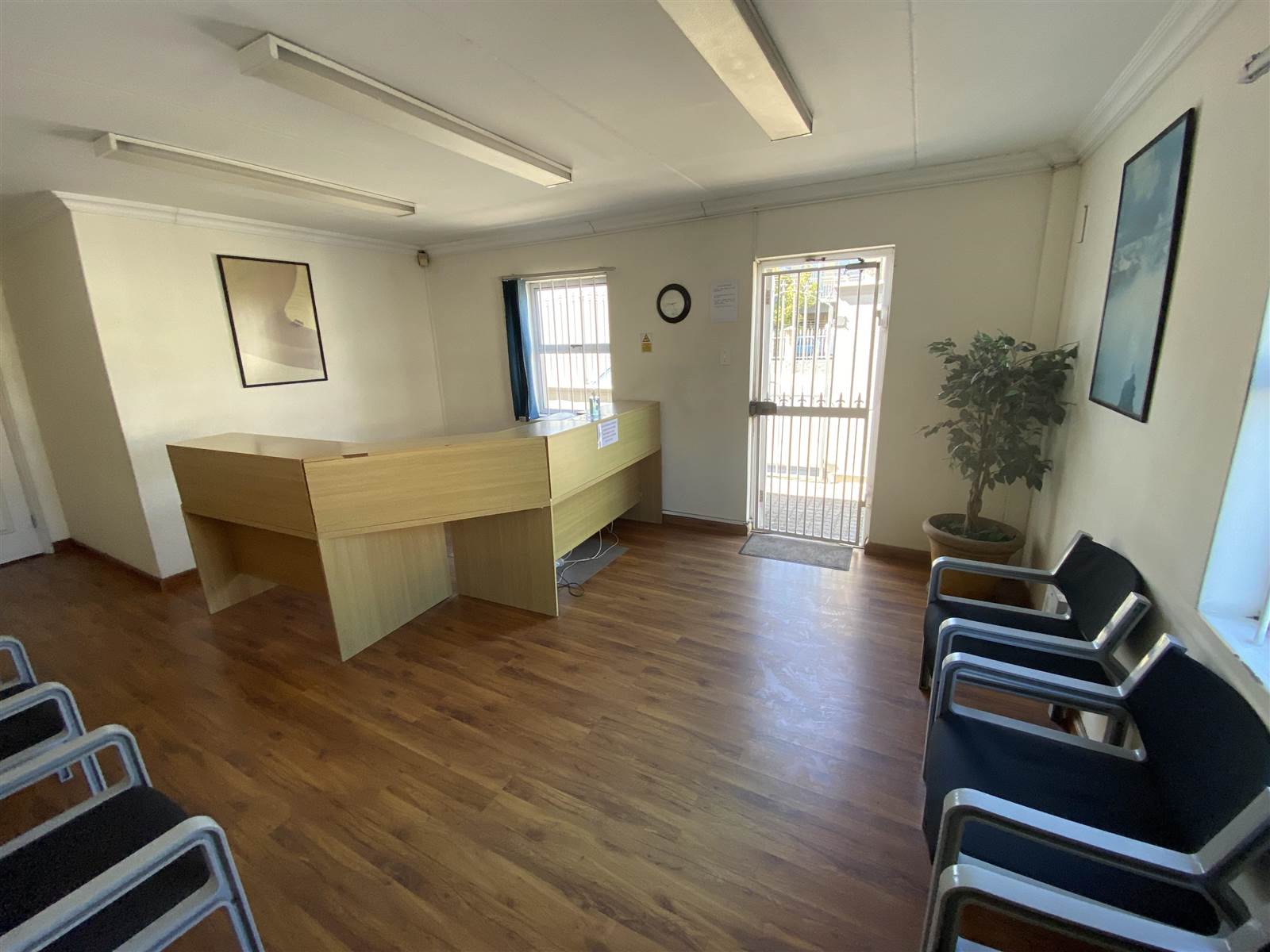 217  m² Commercial space in Milnerton photo number 3