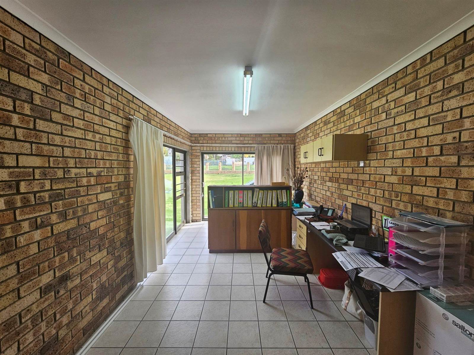 2 Bed House in Humansdorp photo number 3