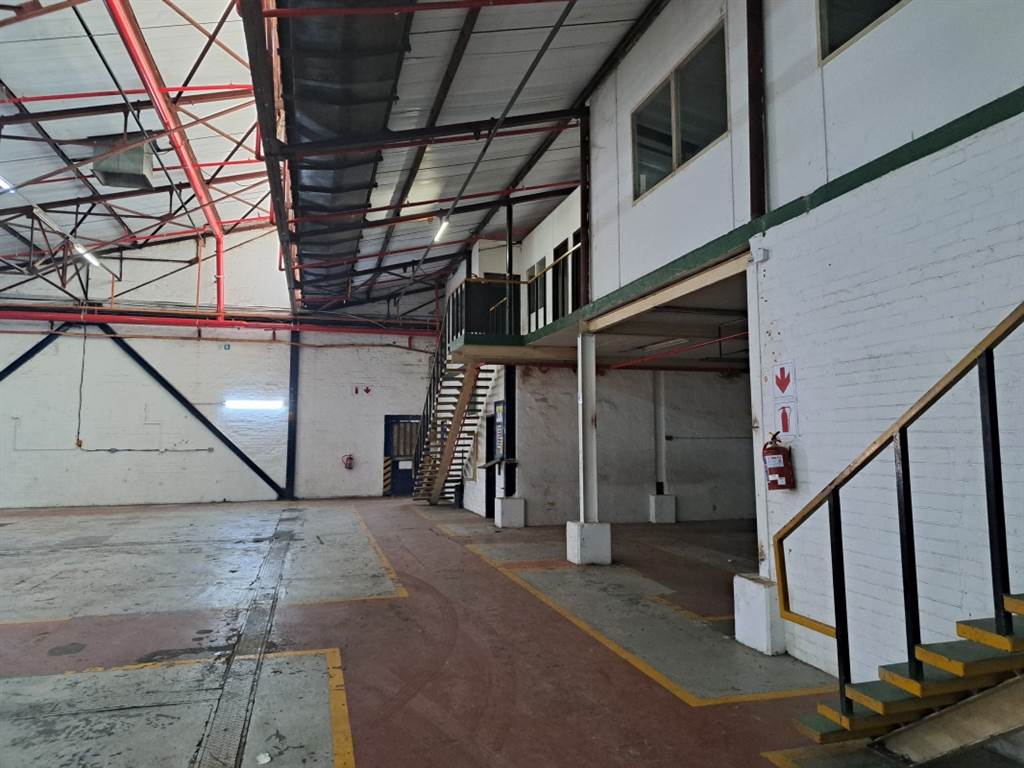 1072  m² Industrial space in Tongaat Central photo number 8