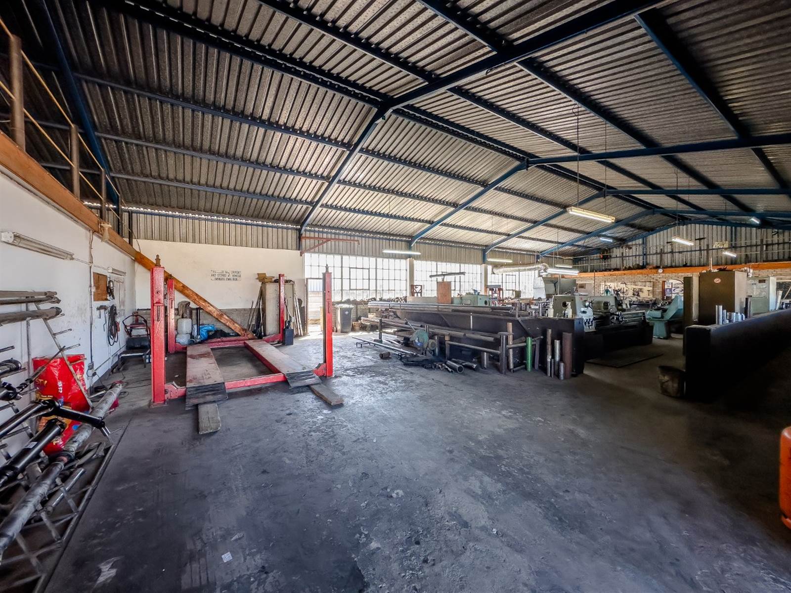590  m² Industrial space in George Central photo number 5