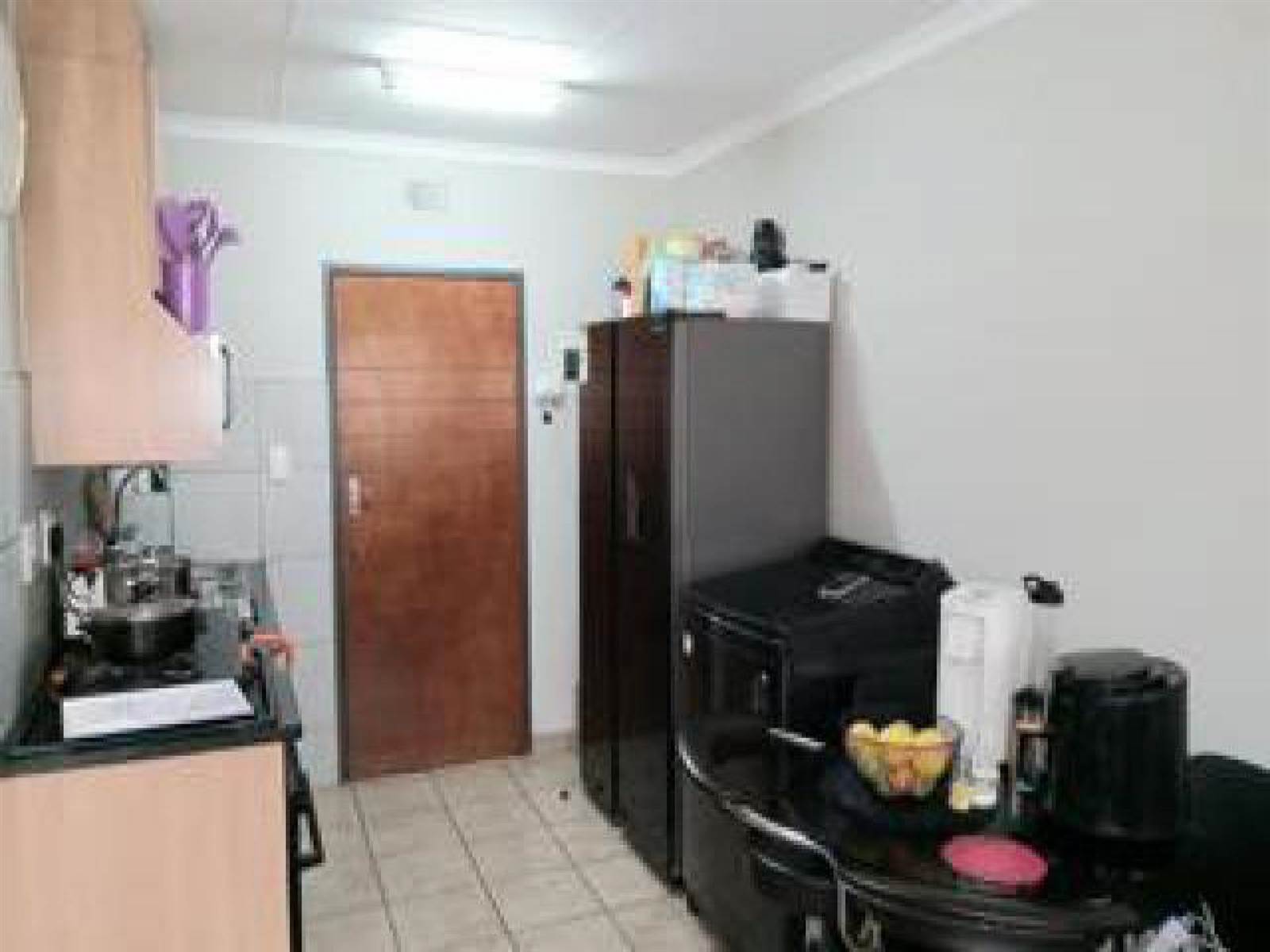 2 Bed House in Vereeniging photo number 3