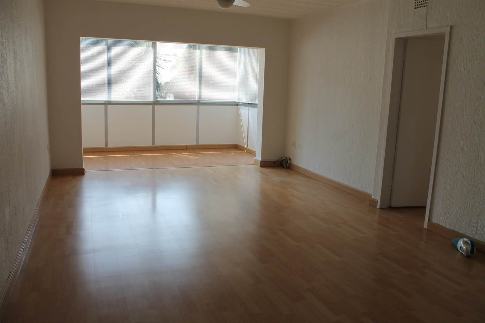 2 Bed Apartment in Morninghill photo number 5