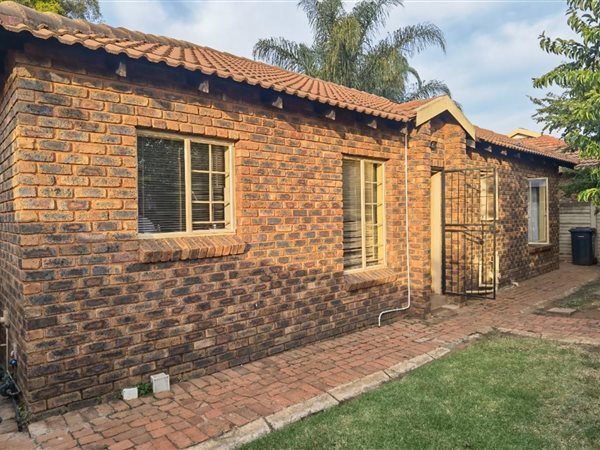 3 Bedroom House 3 Bedroom House