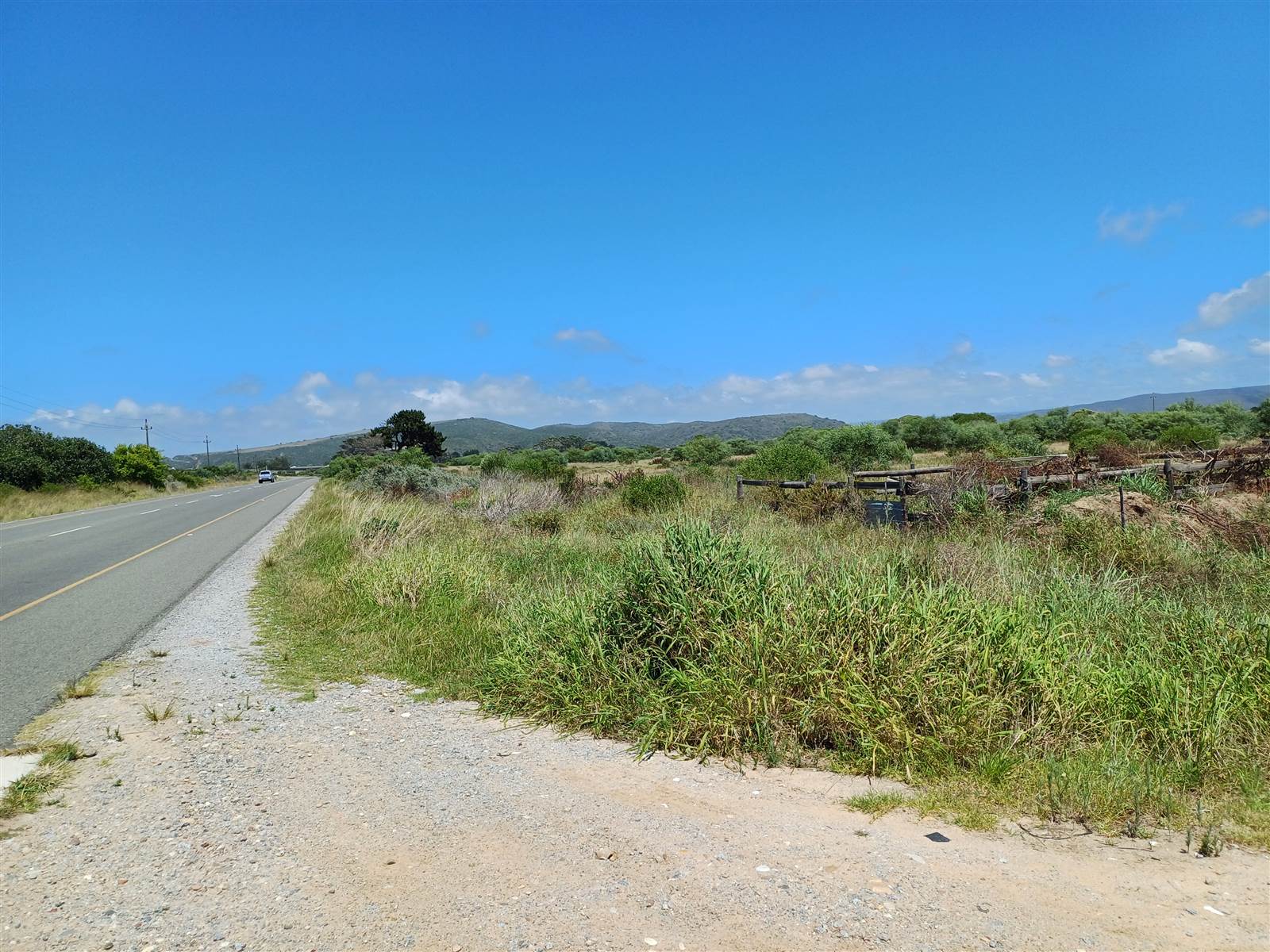 582 m² Land available in Fraaiuitsig photo number 14