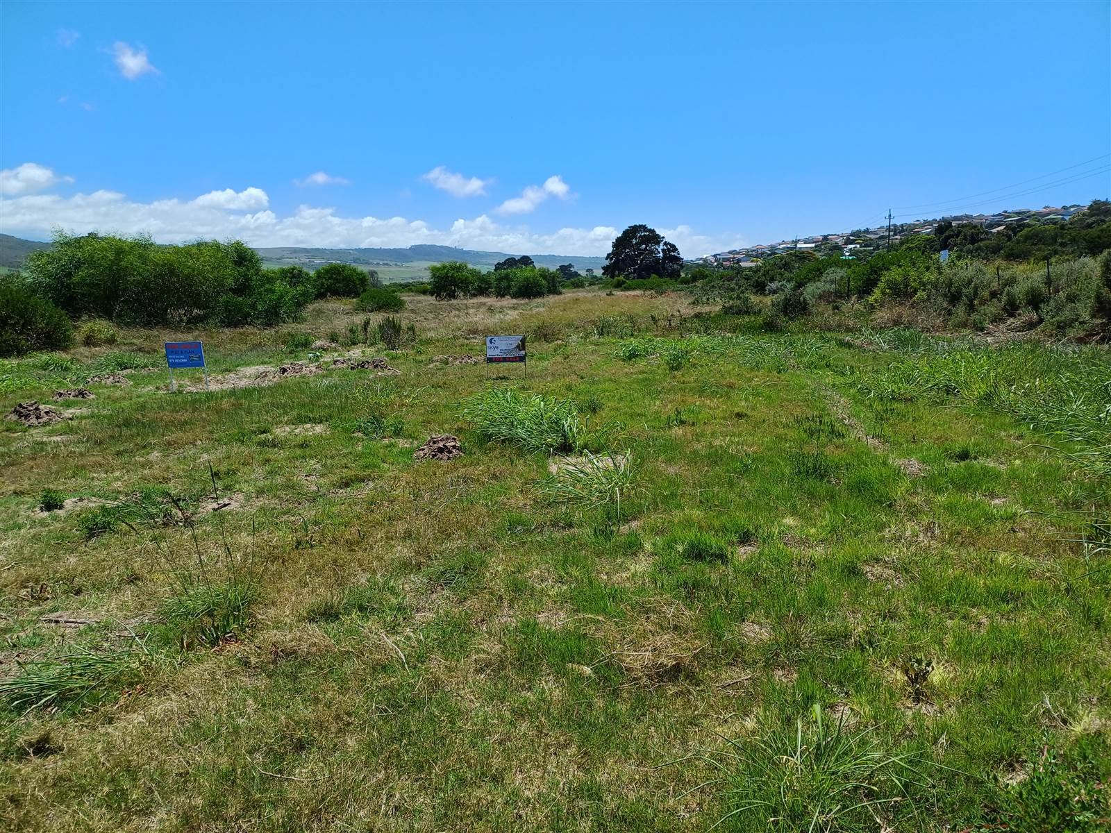 582 m² Land available in Fraaiuitsig photo number 3