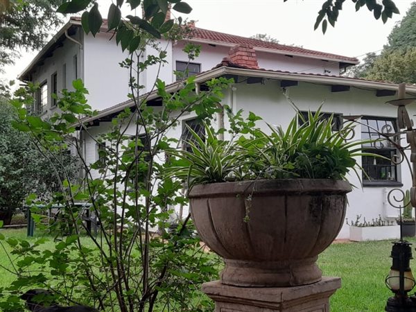 4 Bedroom House 4 Bedroom House