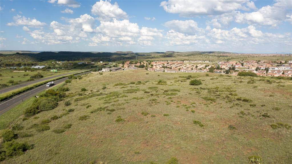 6 ha Land available in Bloemfontein Rural photo number 1