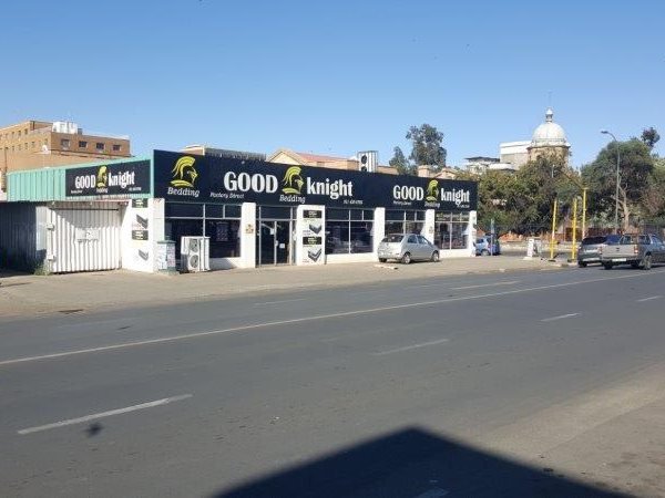 460  m² Commercial space