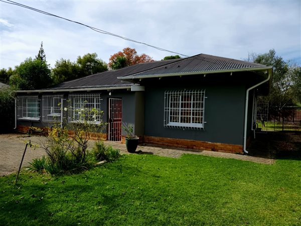 5 Bedroom House