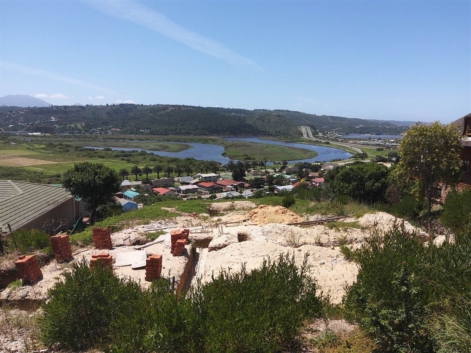 1186 m² Land available in Great Brak River photo number 2
