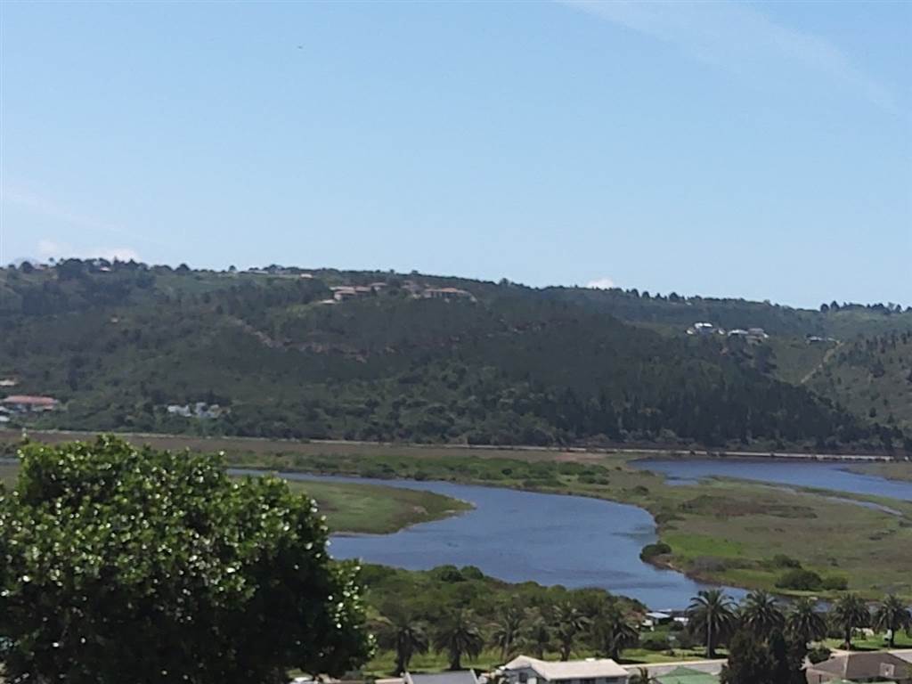 1186 m² Land available in Great Brak River photo number 8