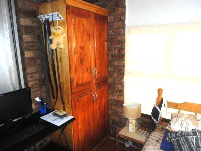 3 Bed Apartment in Doornpoort and surrounds photo number 6