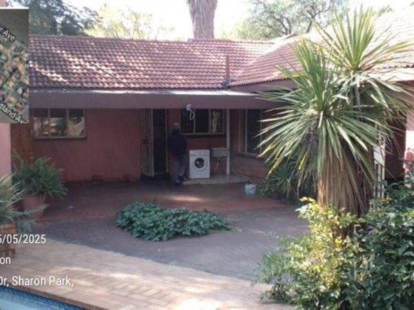3 Bedroom House 3 Bedroom House