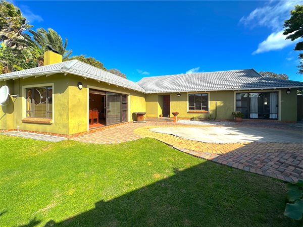 3 Bedroom House 3 Bedroom House