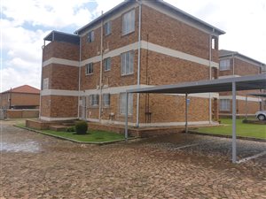 2 Bed Apartment in Strubens Valley