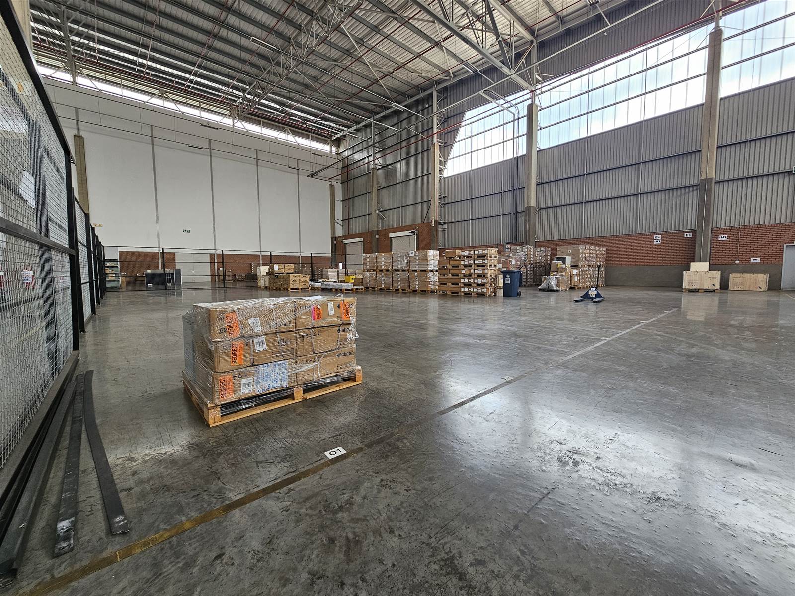 9725  m² Industrial space in Olifantsfontein photo number 10