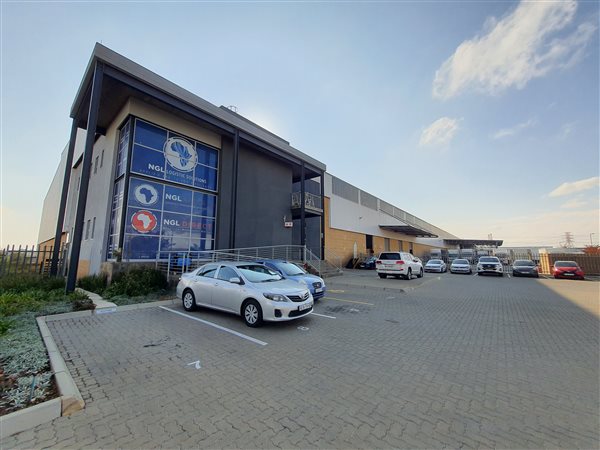 4 623 m² Industrial space 4 623 m² Industrial space