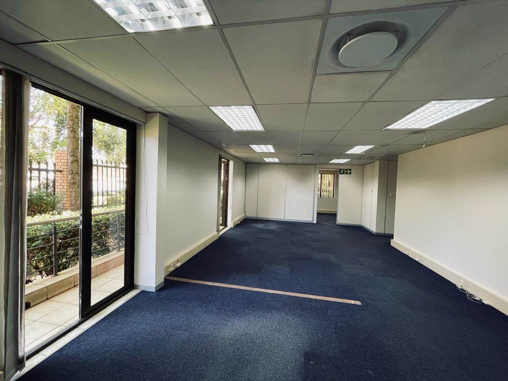 589  m² Commercial space in Midridge Park photo number 7